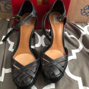 Victoria Spencer Pump